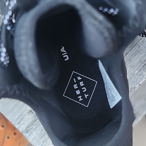 Under Armour Women's Clone Football Cleats - Picture 7 of 9